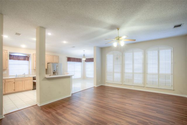 6757 Burr Oak Drive, Plano, TX 75023