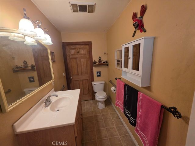 407 Lakeview, Frazier Park, CA 93225