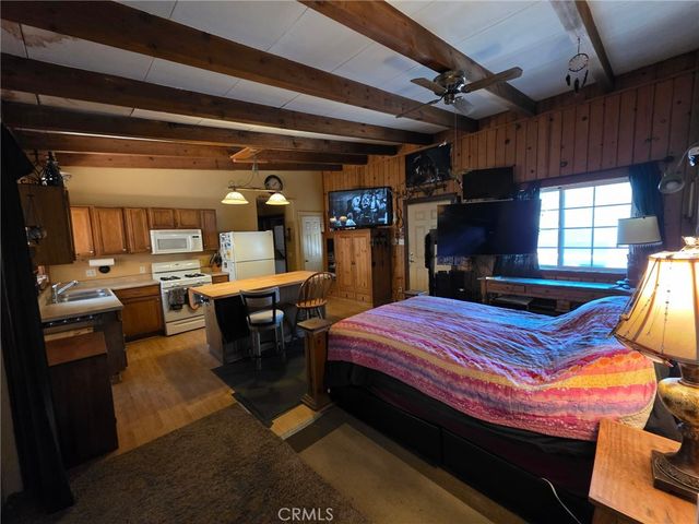 407 Lakeview, Frazier Park, CA 93225