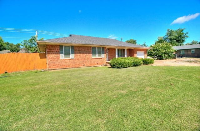 721 N Harrison Avenue, Blanchard, OK 73010