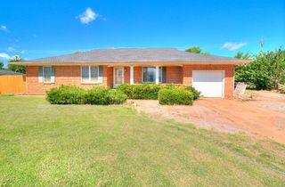 721 N Harrison Avenue, Blanchard, OK 73010