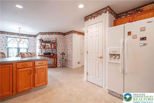 199 Park Ridge Drive, Forks Twp, PA 18040