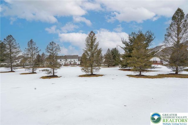 199 Park Ridge Drive, Forks Twp, PA 18040