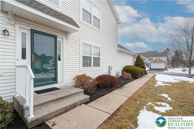 199 Park Ridge Drive, Forks Twp, PA 18040