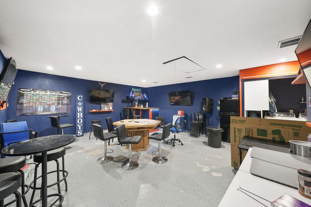 10119 Stonemont Road, La Porte, TX 77571