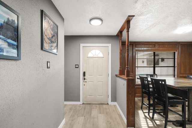10119 Stonemont Road, La Porte, TX 77571