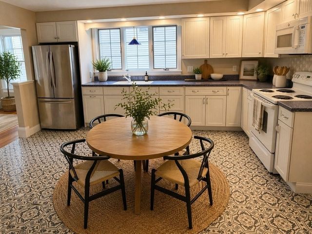 35 Murray St 2, Chelsea, MA 02150