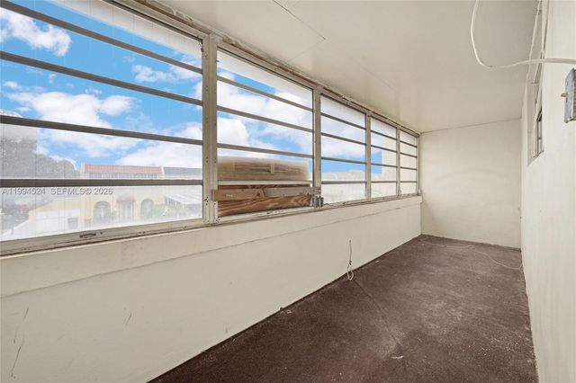 7205 W 2nd Ln, Hialeah, FL 33014