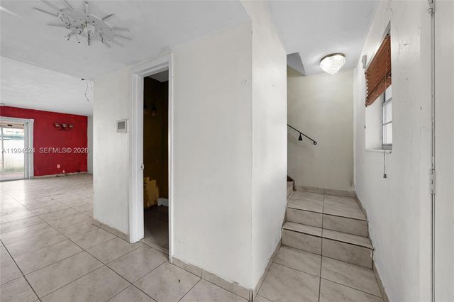 7205 W 2nd Ln, Hialeah, FL 33014