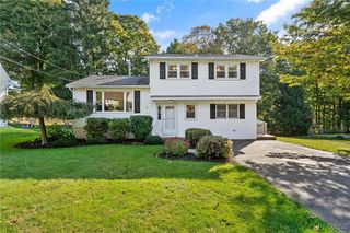 21 Barbara Lane, Camillus, NY 13031