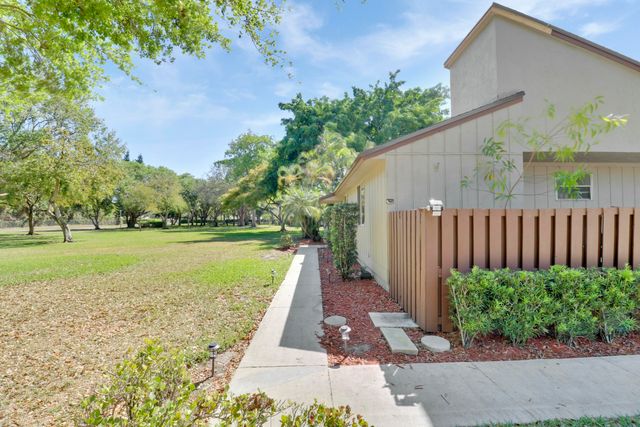 22274 Misty Woods Way, Boca Raton, FL 33428
