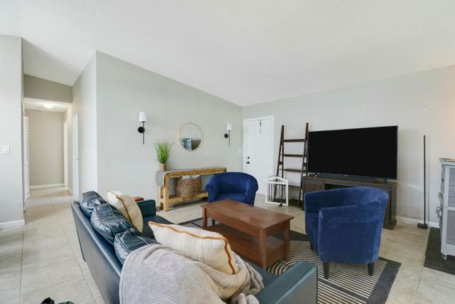22274 Misty Woods Way, Boca Raton, FL 33428