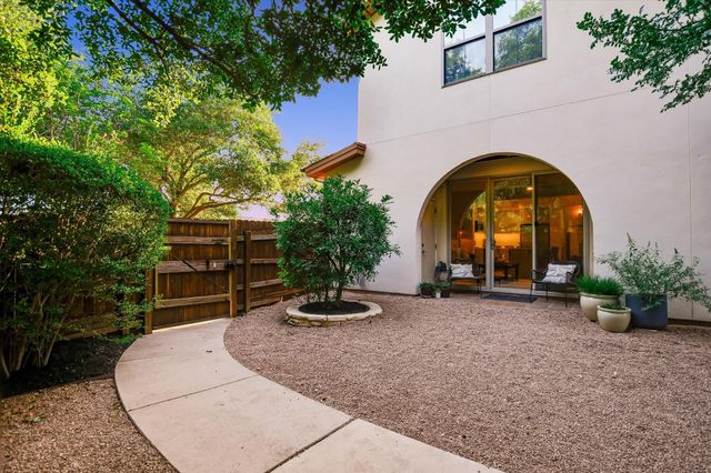 2207 Pasadena DR 1, Austin, TX 78757