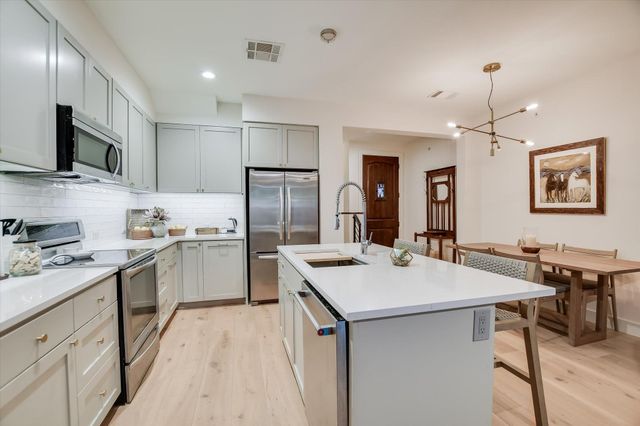 2207 Pasadena DR 1, Austin, TX 78757