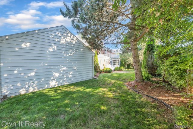 1830 BELMONT Street, Dearborn, MI 48128