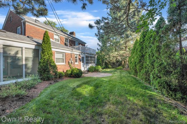 1830 BELMONT Street, Dearborn, MI 48128