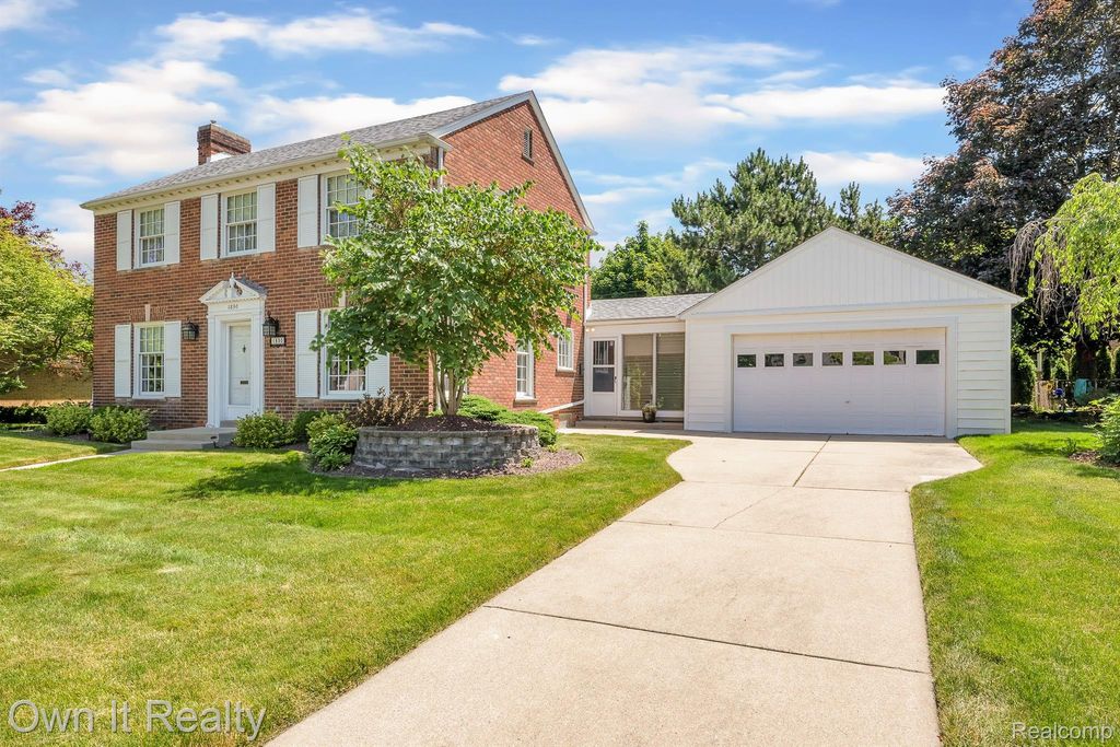 1830 BELMONT Street, Dearborn, MI 48128