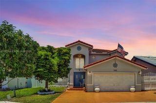 7682 SW 157th Ct, Miami, FL 33193