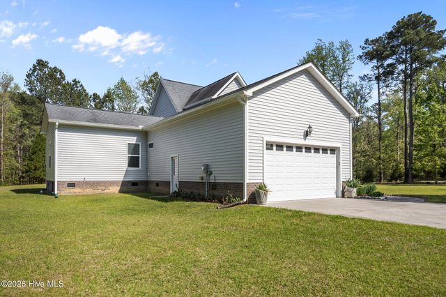 164 Bay View Drive, Chocowinity, NC 27817