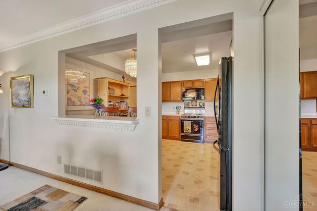 3170 Lakepointe Court, Cincinnati, OH 45248