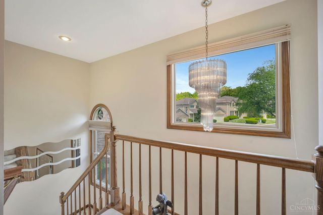 3170 Lakepointe Court, Cincinnati, OH 45248