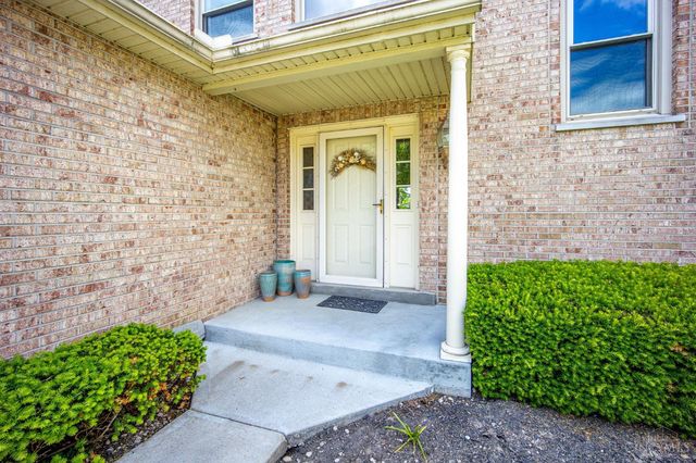 3170 Lakepointe Court, Cincinnati, OH 45248