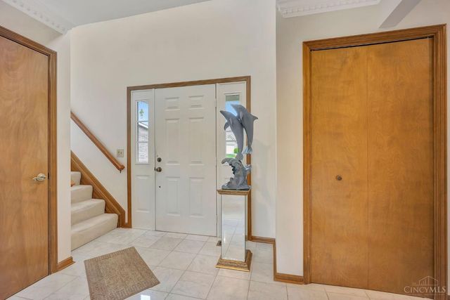 3170 Lakepointe Court, Cincinnati, OH 45248