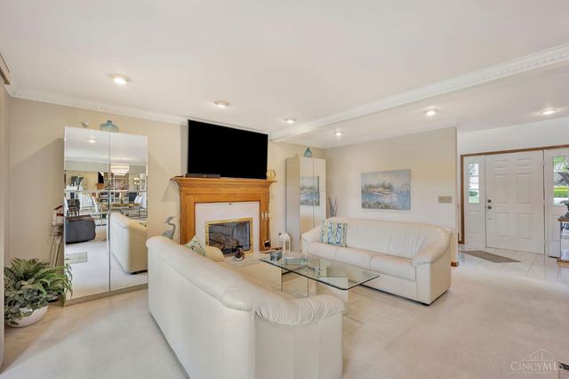 3170 Lakepointe Court, Cincinnati, OH 45248
