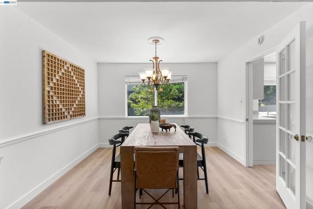 5556 Paseo Navarro, Pleasanton, CA 94566