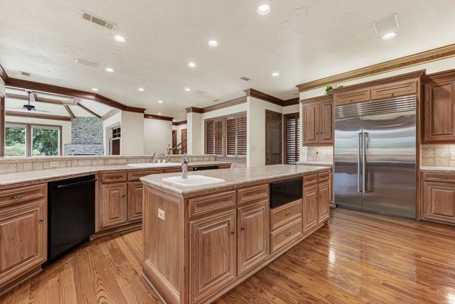 1608 CLIFFVIEW Drive, Plano, TX 75093