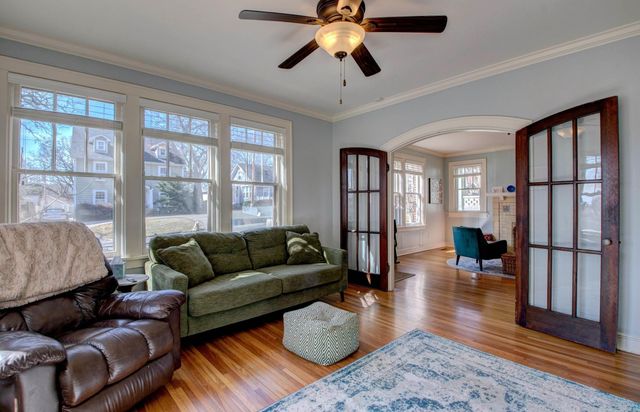 205 Crystal Ct, Little Rock, AR 72205