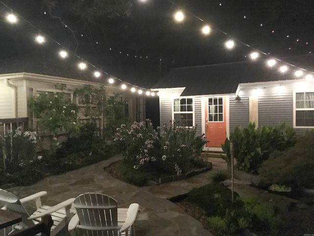 205 Crystal Ct, Little Rock, AR 72205