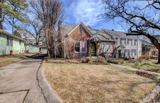 205 Crystal Ct, Little Rock, AR 72205