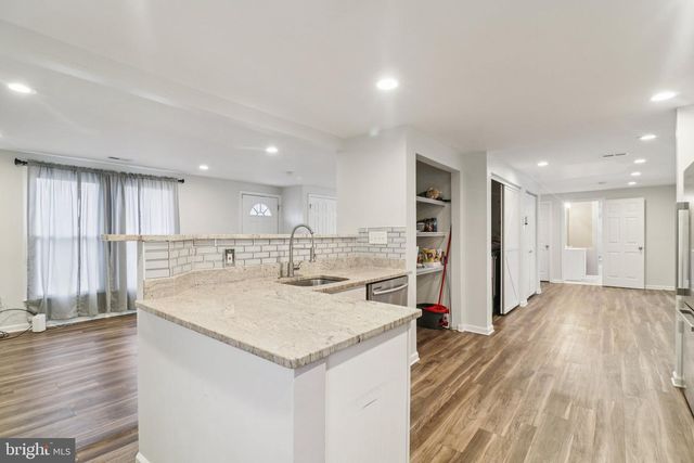 1605 AIRPORT LN, Accokeek, MD 20607