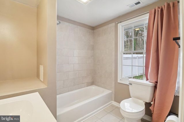 1605 AIRPORT LN, Accokeek, MD 20607