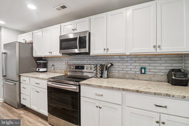 1605 AIRPORT LN, Accokeek, MD 20607