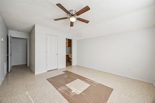 2718 Sherry Street, Arlington, TX 76014