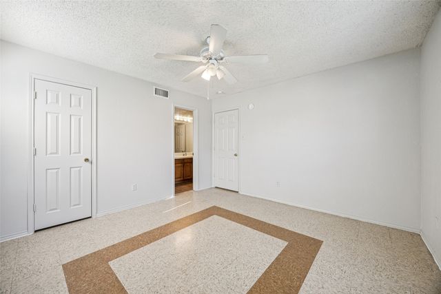 2718 Sherry Street, Arlington, TX 76014