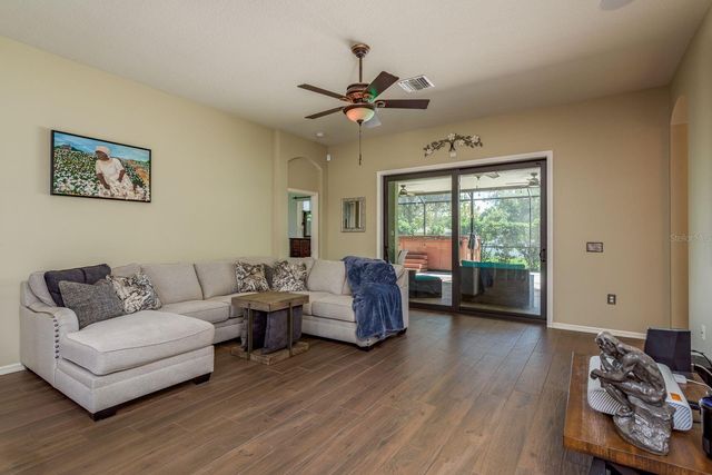 5920 BRAMBLE BUSH COURT, Zephyrhills, FL 33541