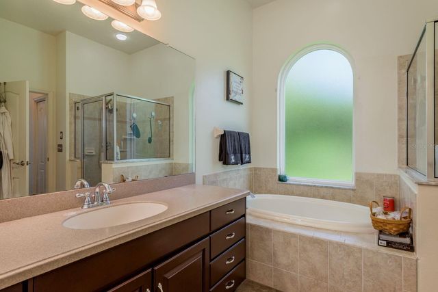 5920 BRAMBLE BUSH COURT, Zephyrhills, FL 33541