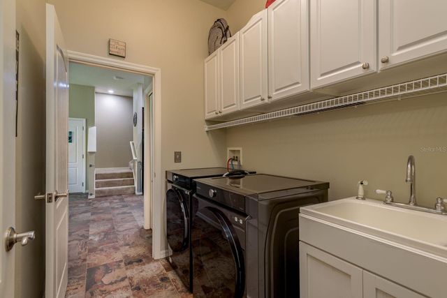 5920 BRAMBLE BUSH COURT, Zephyrhills, FL 33541