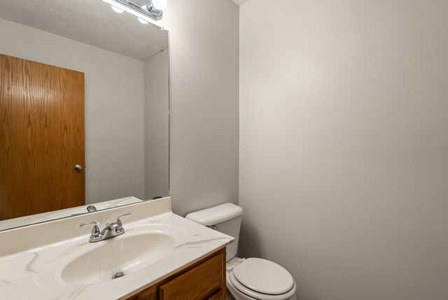 1629 NW College Avenue, Ankeny, IA 50023