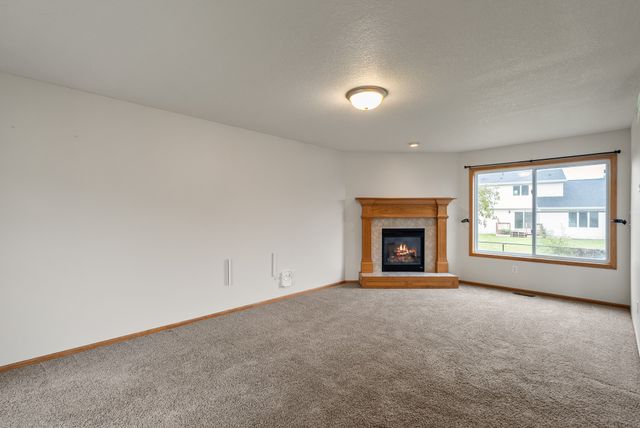 1629 NW College Avenue, Ankeny, IA 50023
