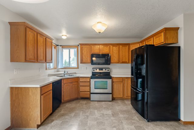 1629 NW College Avenue, Ankeny, IA 50023