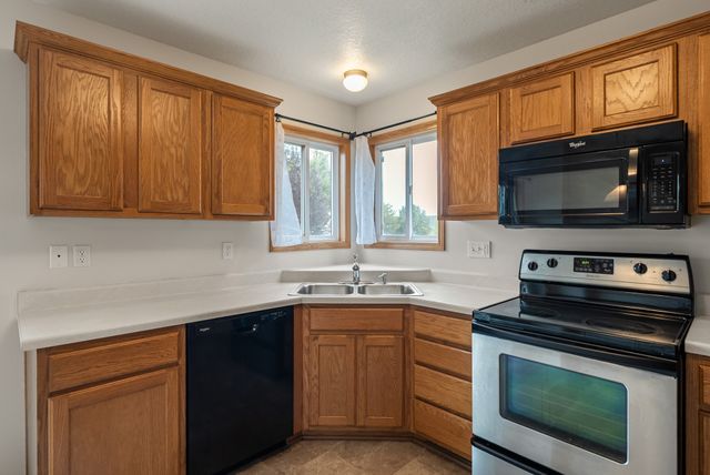 1629 NW College Avenue, Ankeny, IA 50023