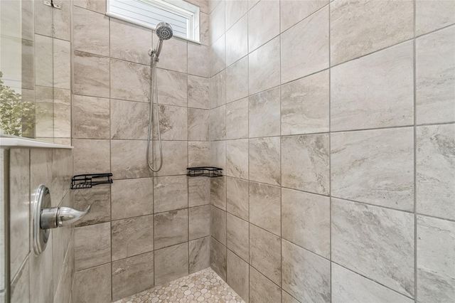 5722 SILVER SUN DR, Apollo Beach, FL 33572