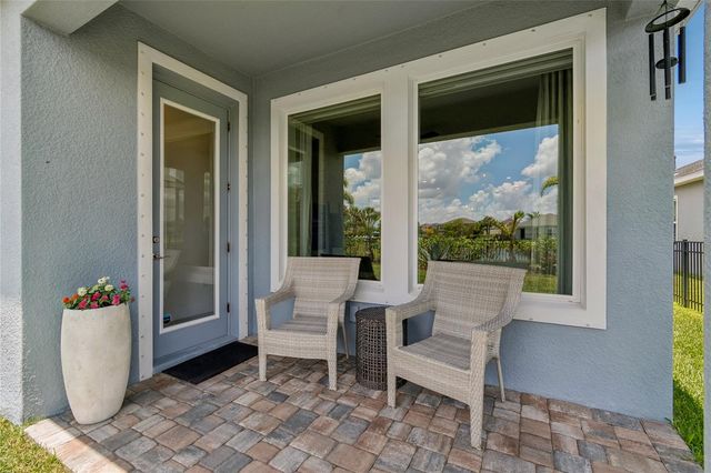 5722 SILVER SUN DR, Apollo Beach, FL 33572