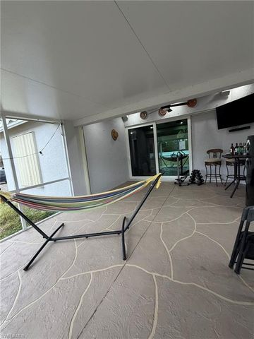 1016 Cleveland AVE, Lehigh Acres, FL 33972