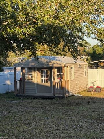 1016 Cleveland AVE, Lehigh Acres, FL 33972