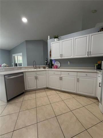 1016 Cleveland AVE, Lehigh Acres, FL 33972